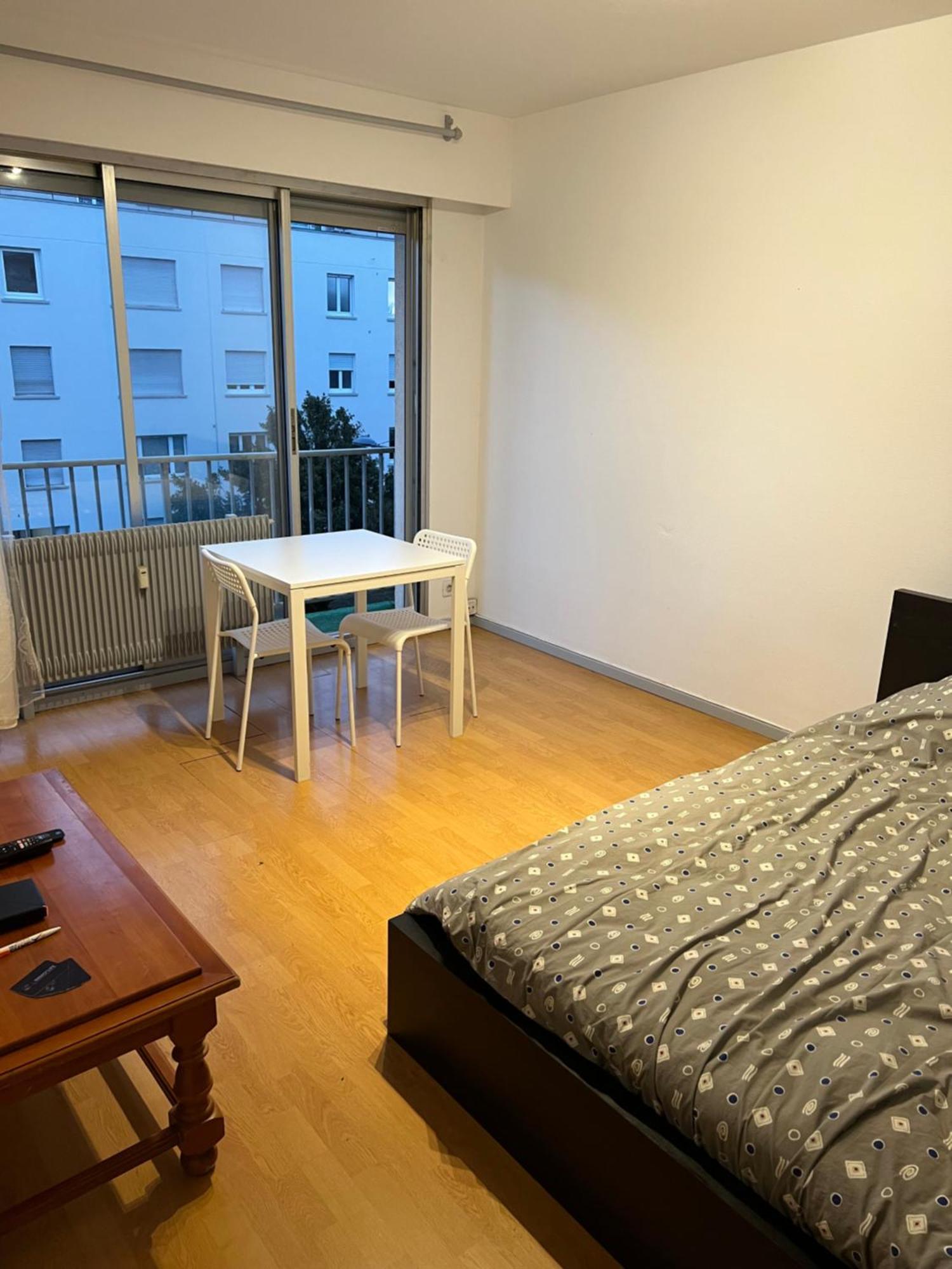 Studio A 2 Minutes De La Gare 牟罗兹 外观 照片